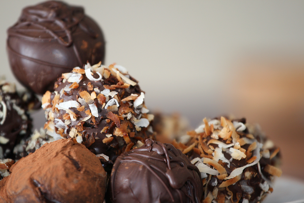 The 2026 Chocolate Resurgence: Mastering the Art of Truffle Chocolate & Perfect Melting Techniques