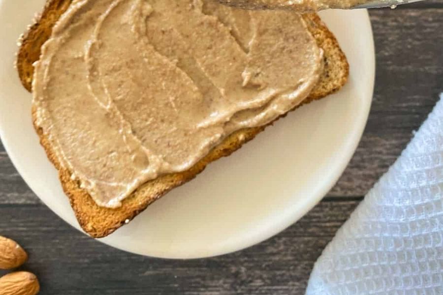 chocolate almond butter toast