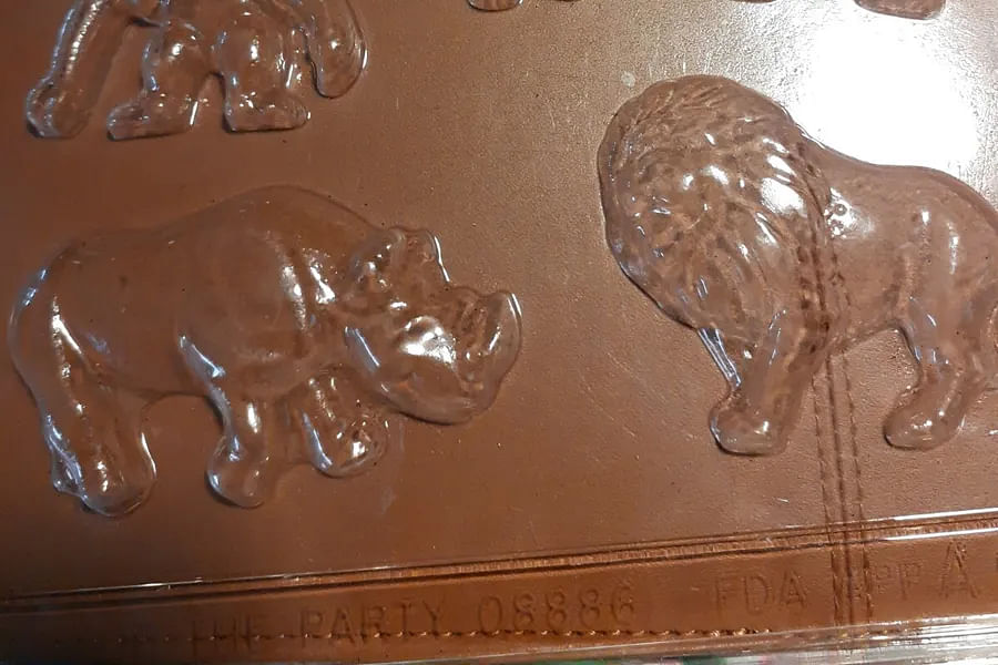 animal chocolate molds