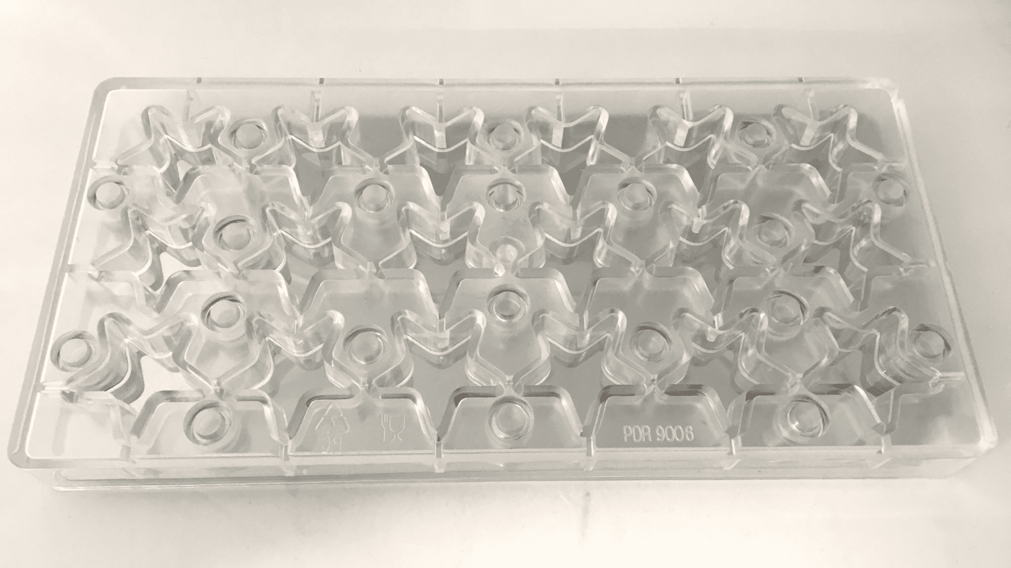 Textured polycarbonate chocolate molds