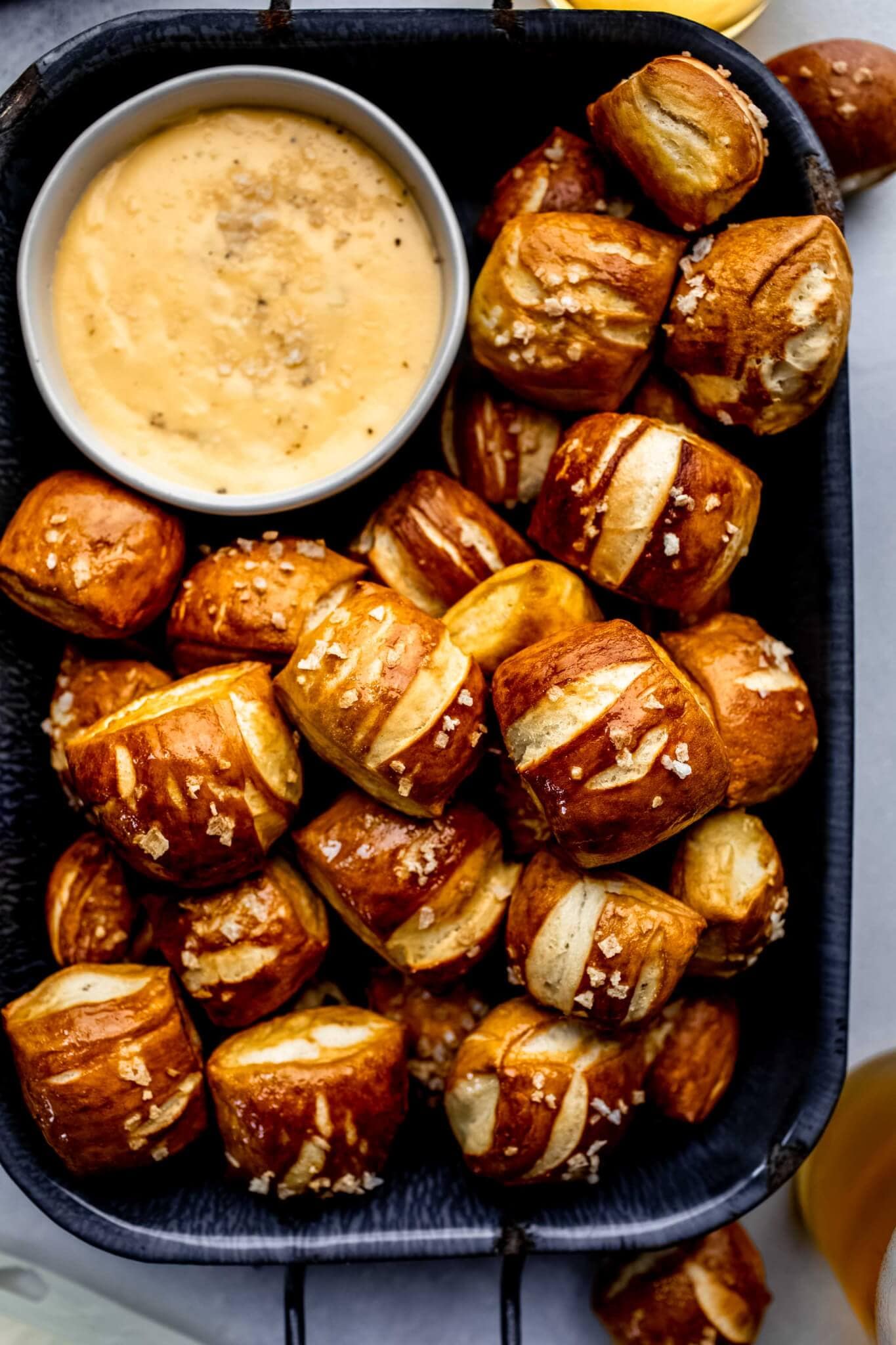 pretzel bites with cheese dip